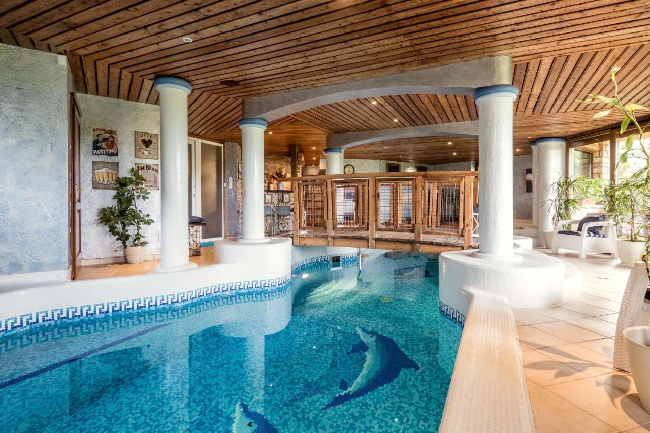 Private With Indoor Pool Pousada *