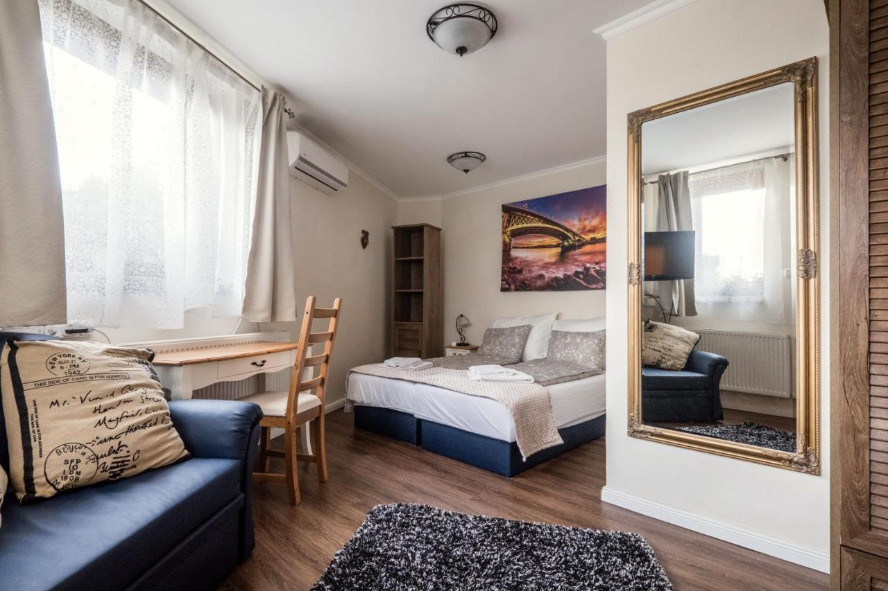 Private With Indoor Pool Budapeste